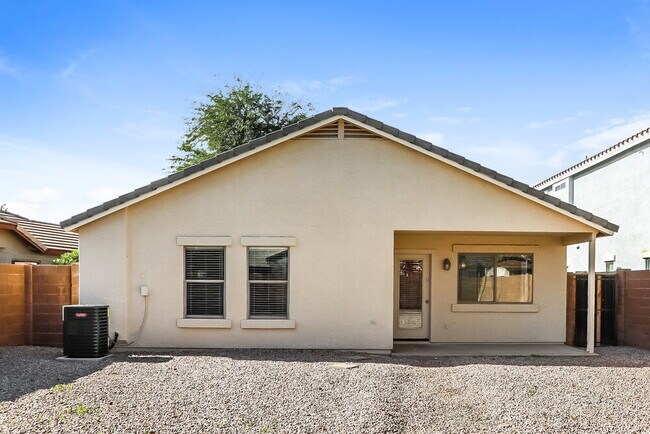 Building Photo - 38345 N Rusty Ln