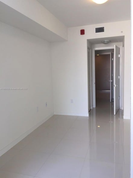 Building Photo - 7825 NW 107th Ave