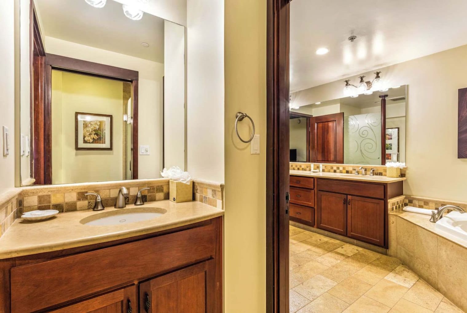 Building Photo - 4-820 Kuhio Highway-SI ID1376586P