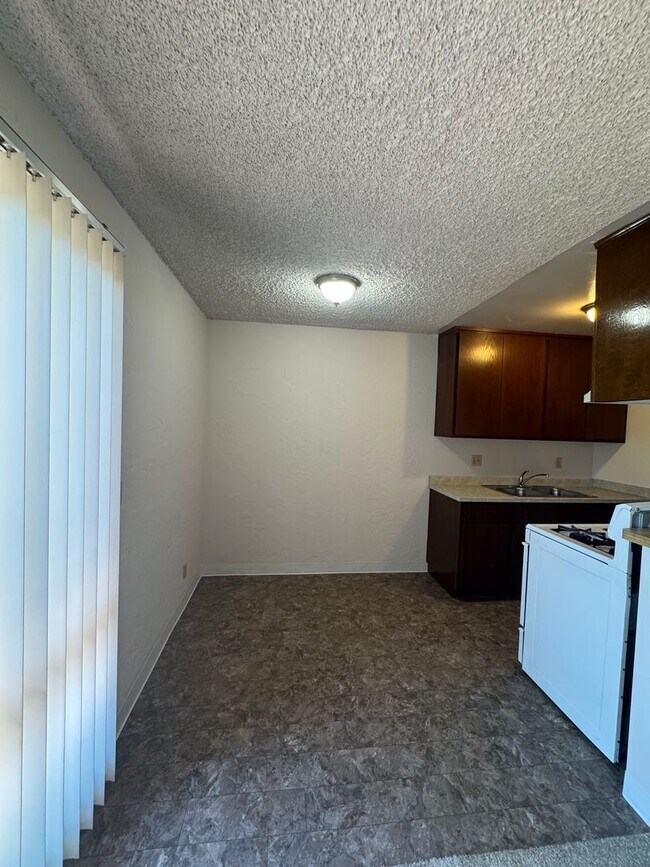 Building Photo - Charming 1-Bed, 1-Bath Apartment in Harbor City - $1,800.00 ALL UTILITIES INCLUDED !!! & Parking