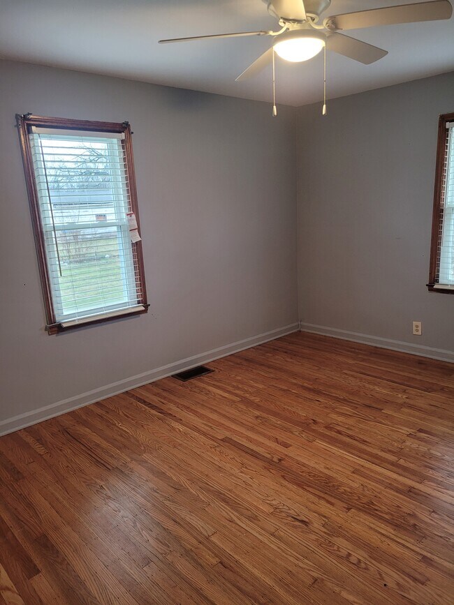 Building Photo - 1659 N Tibbs Ave