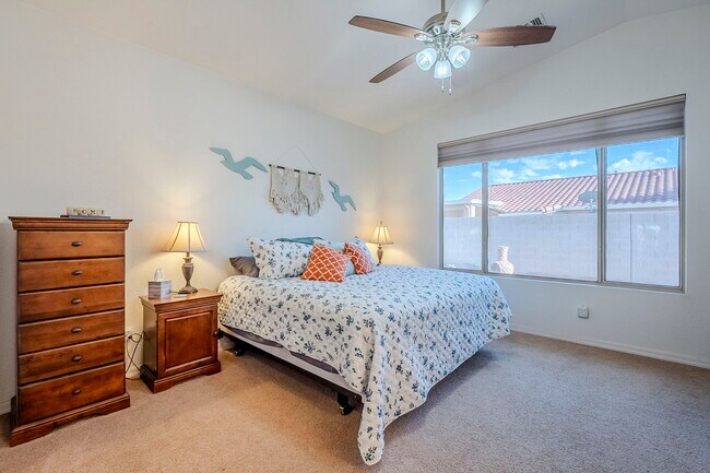 Building Photo - 4269 E Cassia Ln