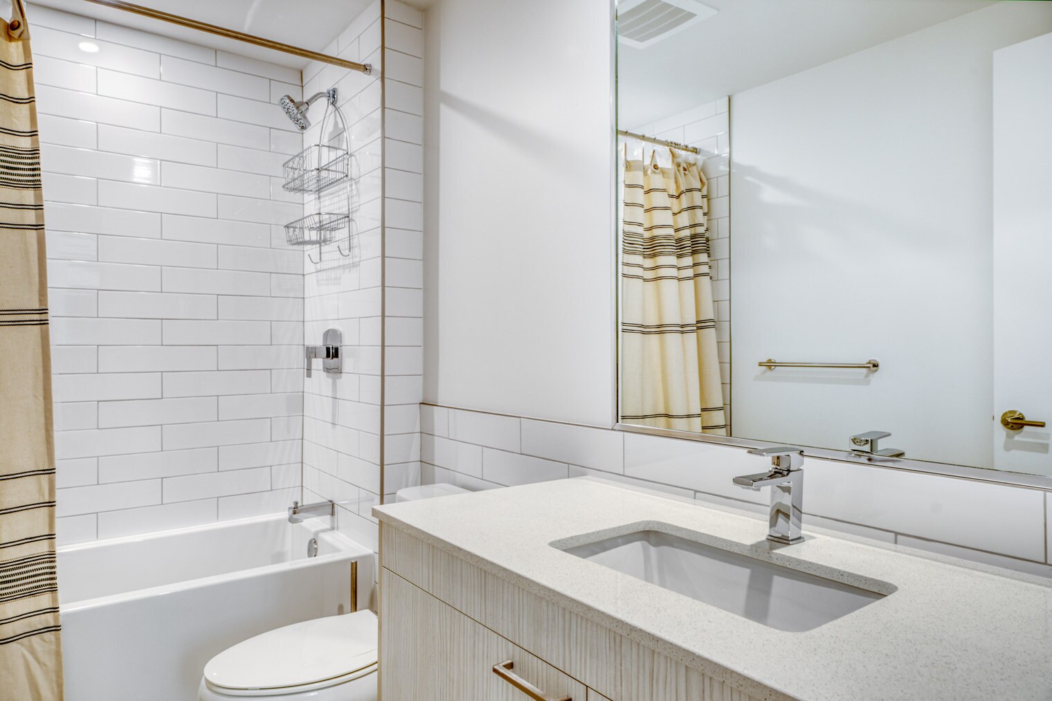 Building Photo - 21 NE 22nd St