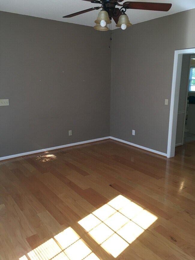 Building Photo - 3310 Mill Spring Ct