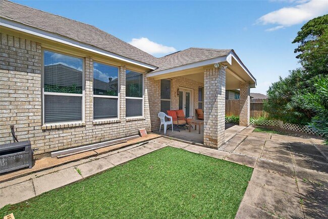 Building Photo - 15918 Keystone Ridge Ln