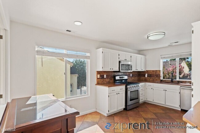 Building Photo - 3 br, 2.5 bath House - 436 Knollcrest Aven...