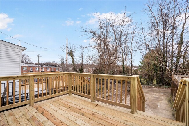 Building Photo - Beautiful four-bedroom house in Baltimore