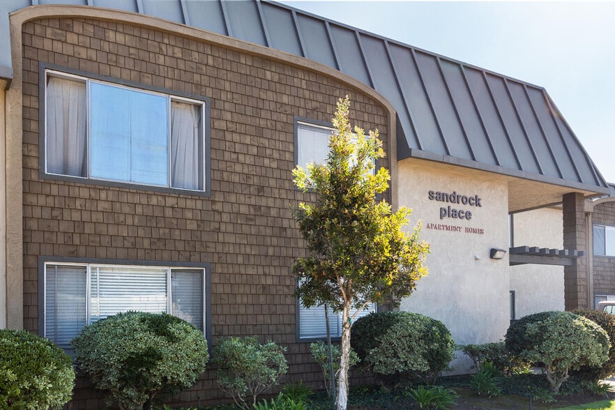 Building Photo - Elan Sandrock Place