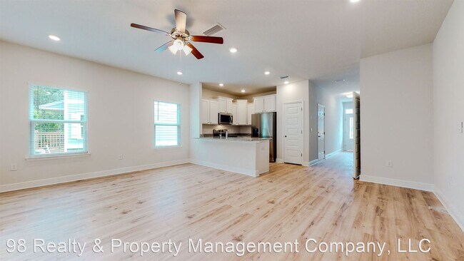 Building Photo - 3 br, 2.5 bath House - 38 Sandhill Pines Dr