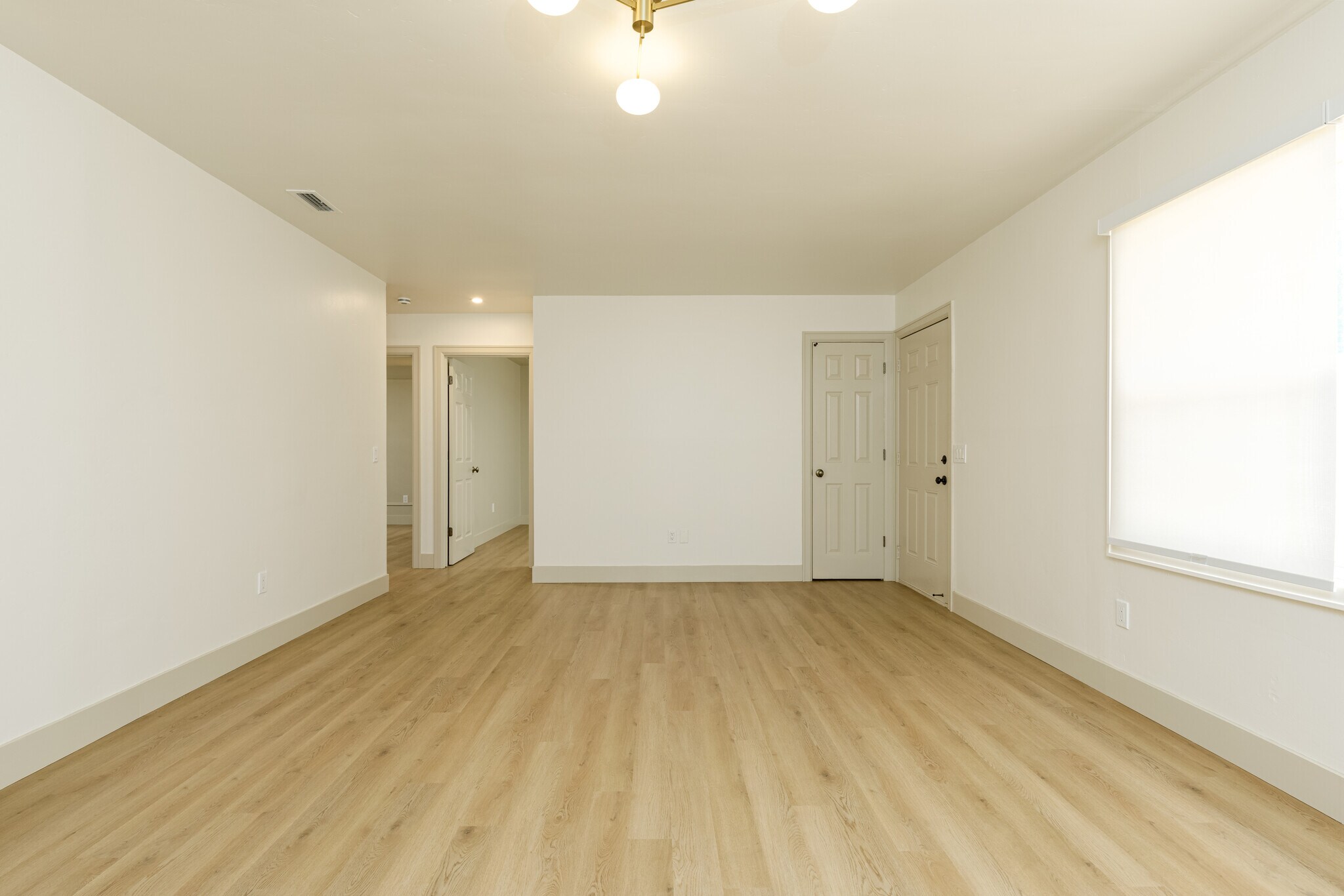 Building Photo - 2447 Delta Ct