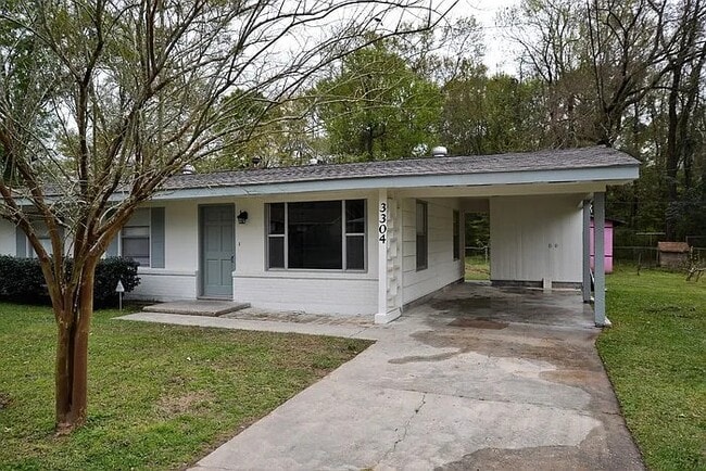 Building Photo - 3304 Grant St