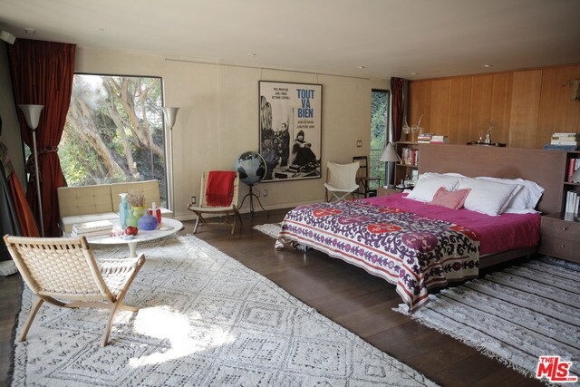 Building Photo - 1467 Queens Rd