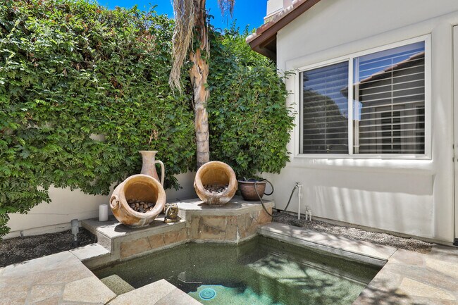 Building Photo - 48275 Vista Calico