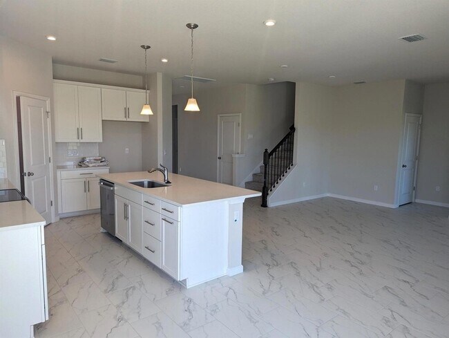Building Photo - 10579 SW Vasari Way