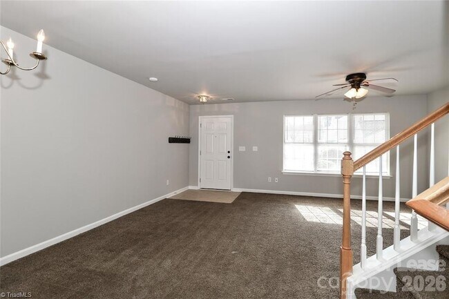 Building Photo - 153 Marakery Rd