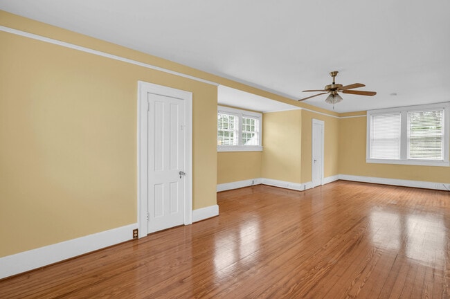 Building Photo - 212 N 16th St