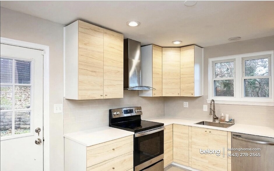 Building Photo - 3527 28th Pkwy