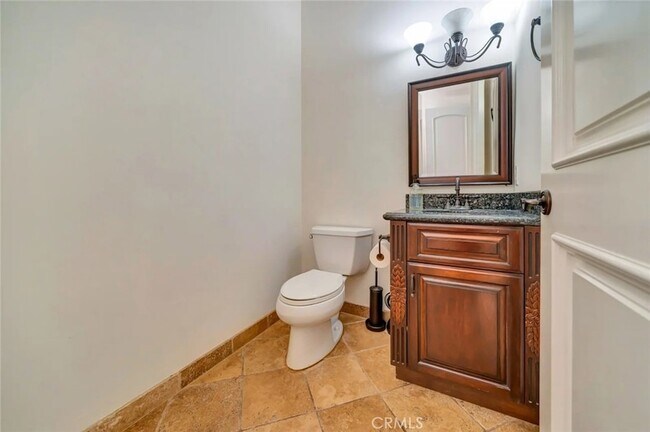 Building Photo - 4822 Valjean Ave