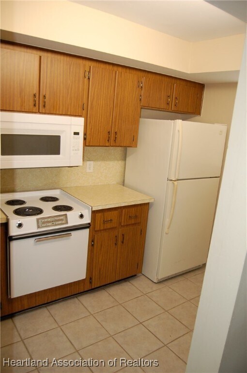 Building Photo - 307 Golf Villas Ct NW