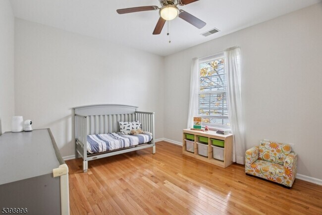 Building Photo - 12 Hansom Rd