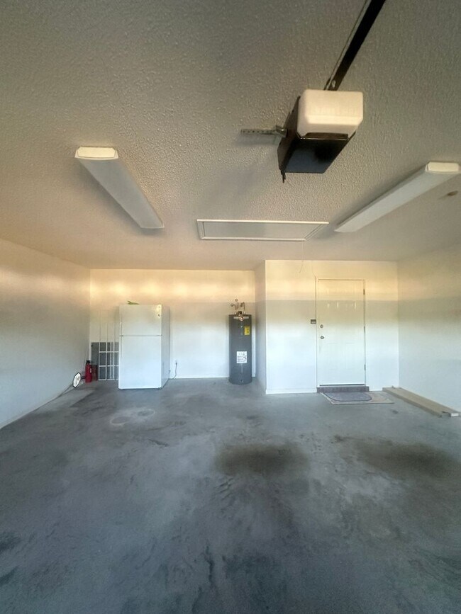 Building Photo - Enterprise!!!  LVP FLOORING~!!!!
