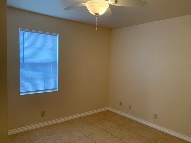 Building Photo - 319 W Travis St