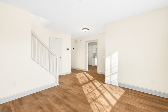 Building Photo - 208 Yearling Loop