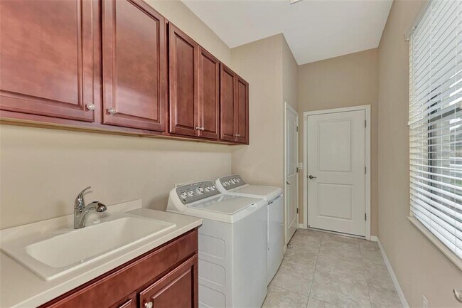 Building Photo - 23173 Copperleaf Dr