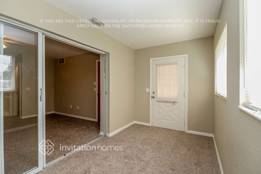 Building Photo - 469 Dorchester St