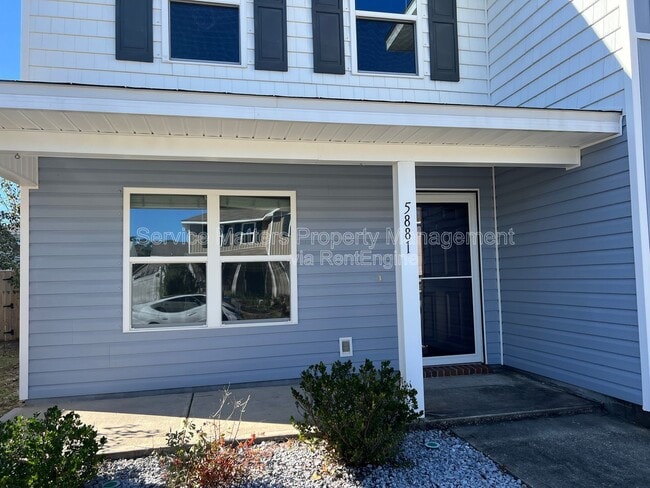 Building Photo - 5881 Old Plantation Court