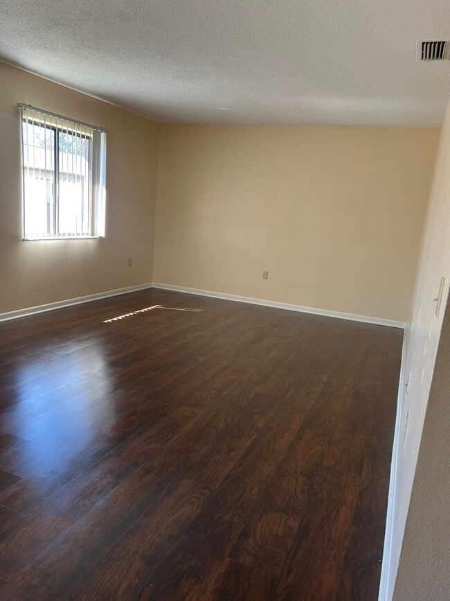 Building Photo - 2/2 Condo in Melbourne for Rent!