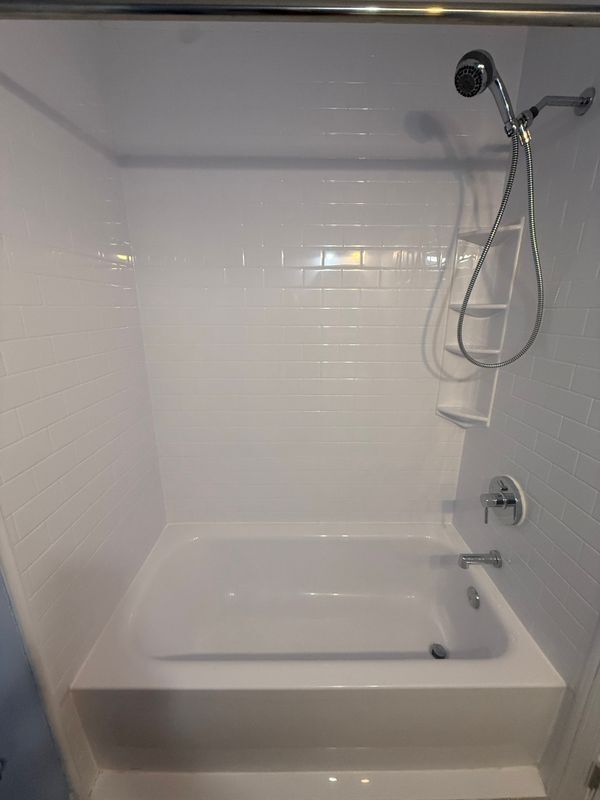 Building Photo - 525 Lee Rd