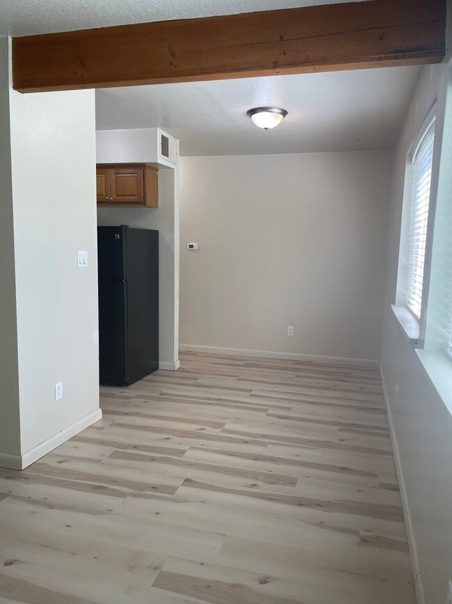 Building Photo - 1705 Heatheridge Rd