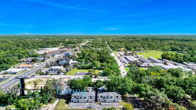 Building Photo - 39 SE 15th Terrace