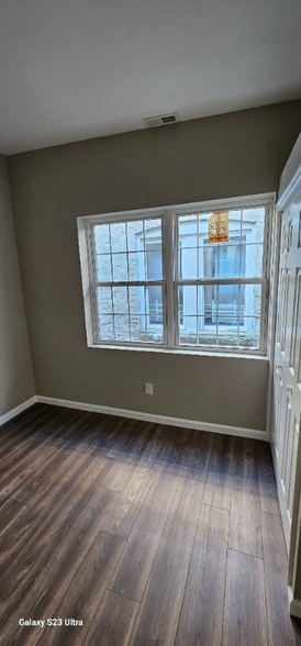 Building Photo - 718 Drexel Ave