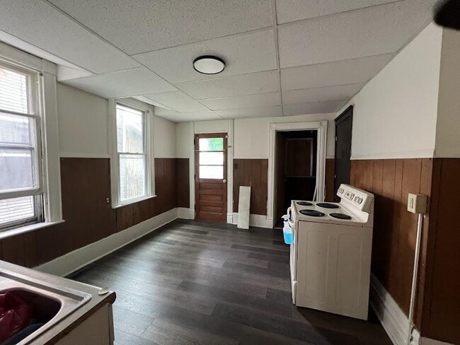 Building Photo - 504 Woodward Ave