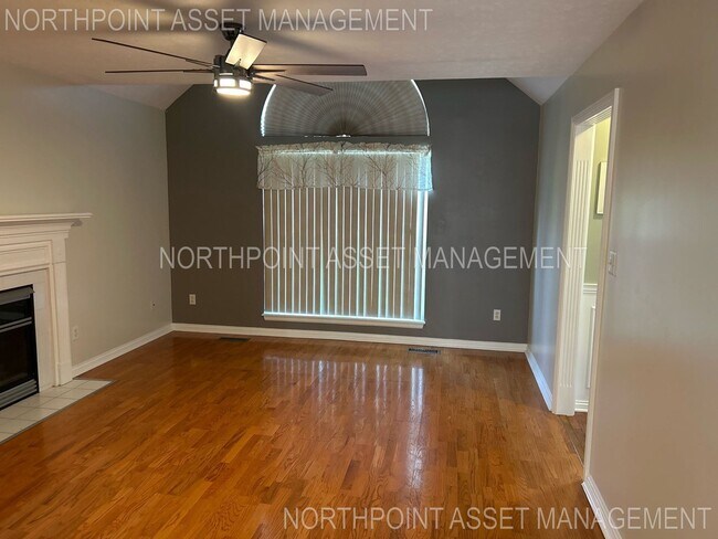 Building Photo - Welcome to 4 Bedroom and 3.5 Bath Home In ...