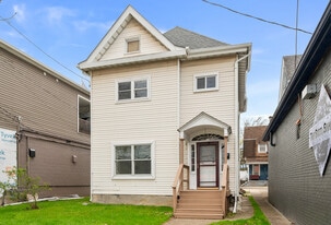 Building Photo - 872 4th Ave