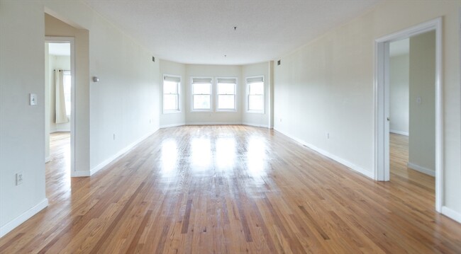 Building Photo - 2456 Massachusetts Ave