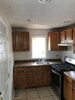 Building Photo - 520 S 14th St