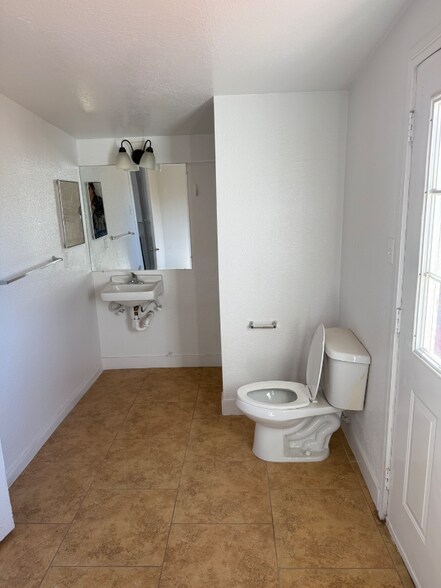 Building Photo - 1517 Palm St