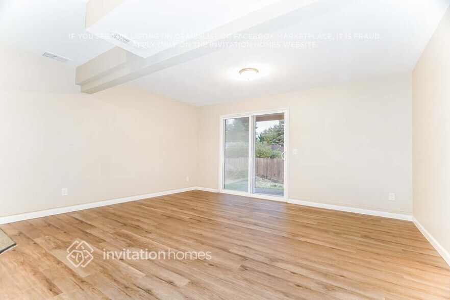 Building Photo - 1216 S 236th Pl