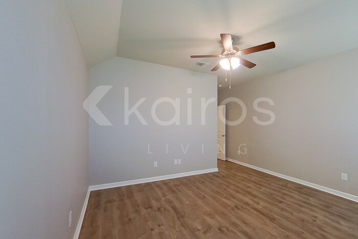 Building Photo - 126 Yardley Ct