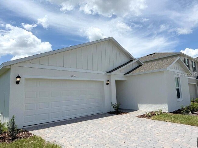 Building Photo - 38396 Pindos Dr