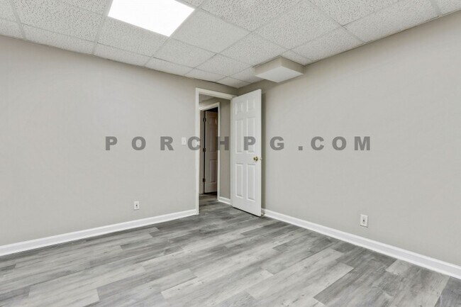 Building Photo - 223 Sterling Trail
