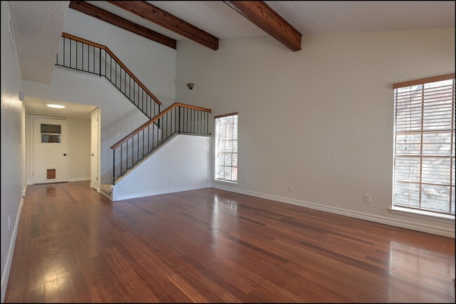 Building Photo - 6634 Dawn Dr