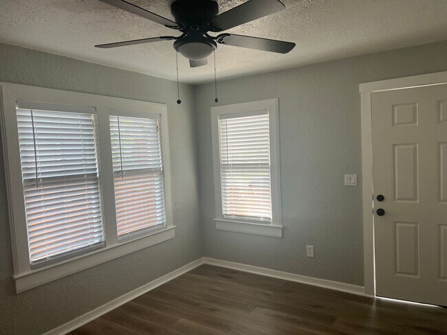 Living Room - 1483 Hamlet Ave