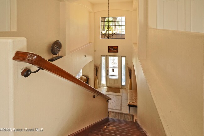 Building Photo - 1185 Talon Way