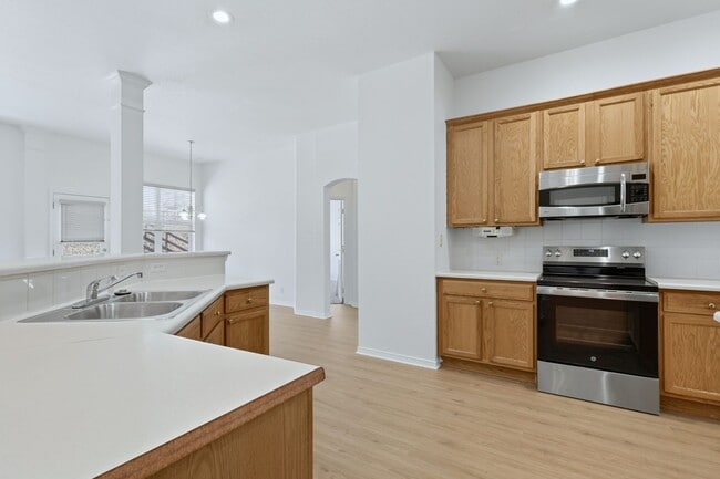 Building Photo - 4 bed 2 bath Ranch in Metzler Ranch Castle Rock!