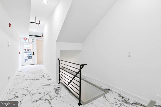 Building Photo - 2054 N 2nd St